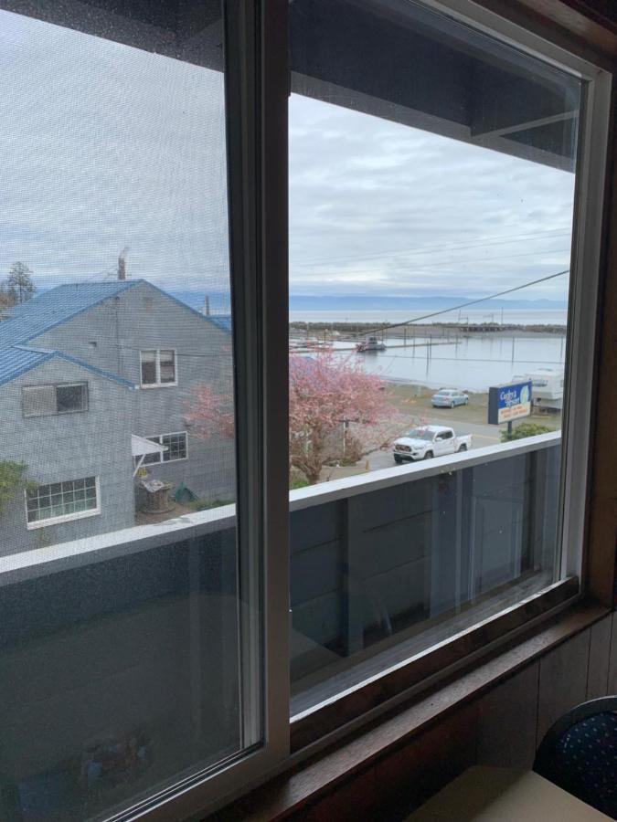 Curley'S Resort & Dive Center Sekiu 外观 照片